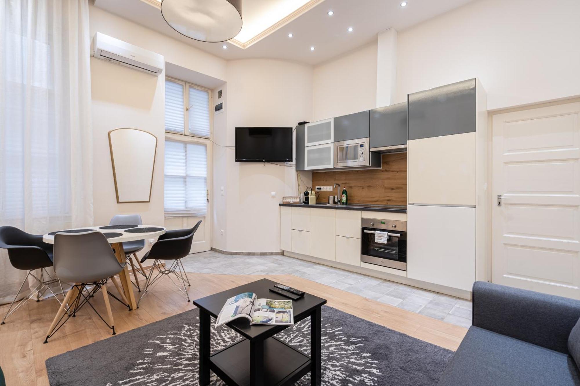 Apartment Downtown Paulay43 บูดาเปสต์ ภายนอก รูปภาพ