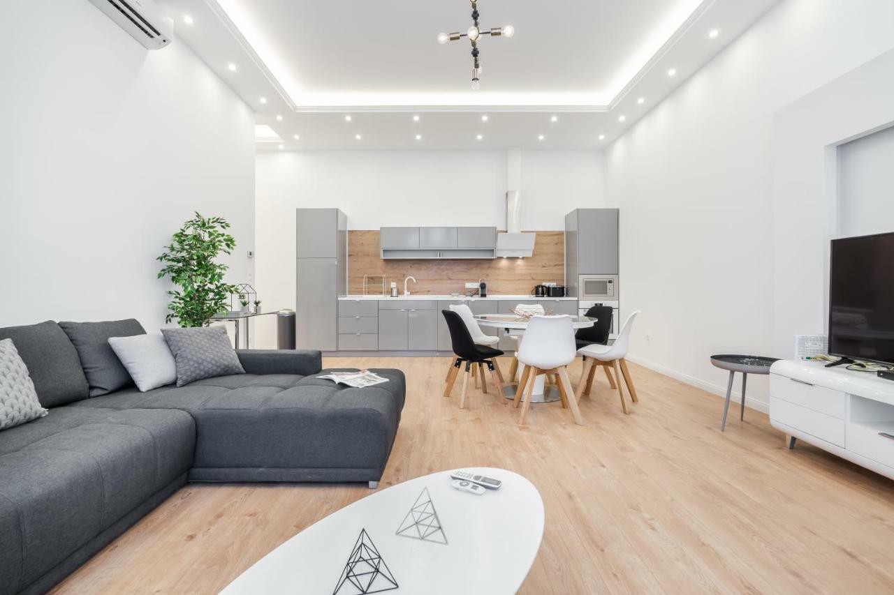 Apartment Downtown Paulay43 บูดาเปสต์ ภายนอก รูปภาพ