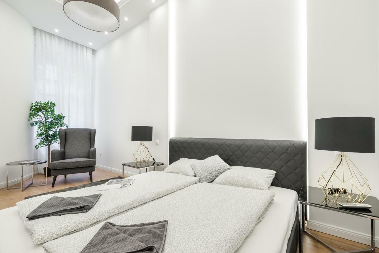Apartment Downtown Paulay43 บูดาเปสต์ ภายนอก รูปภาพ